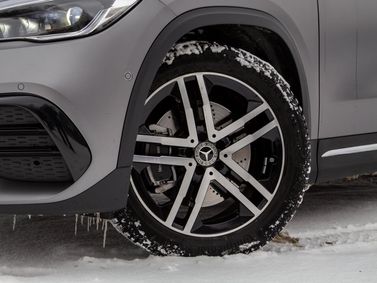 Mercedes-Benz GLA II (H247)، دفع رباعي 5 أبواب — جنط العجلة