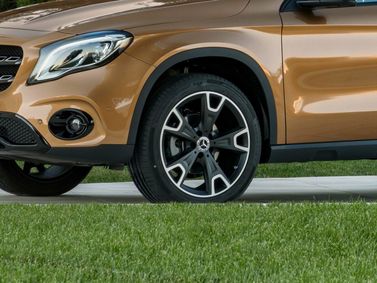 Mercedes-Benz GLA I (X156) فيس ليفت I (X156)، دفع رباعي 5 أبواب — جنط العجلة