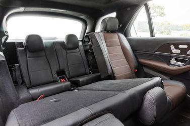 Mercedes-Benz GLE II (V167)، دفع رباعي 5 أبواب — المقاعد الخلفية