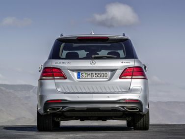 Mercedes-Benz GLE I (W166)، دفع رباعي 5 أبواب — منظر خلفي