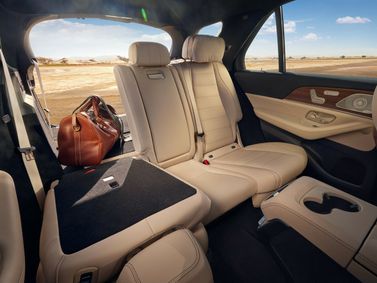 Mercedes-Benz GLE II (V167) فيس ليفت II (V167)، دفع رباعي 5 أبواب — المقاعد الخلفية