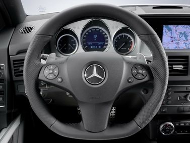 Mercedes-Benz GLK-Class I (X204)، دفع رباعي 5 أبواب — عجلة القيادة