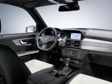 Mercedes-Benz GLK-Class I (X204)، دفع رباعي 5 أبواب — منطقة السائق