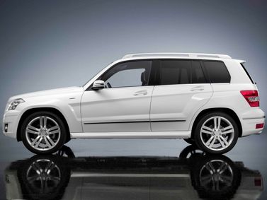 Mercedes-Benz GLK-Class I (X204)، دفع رباعي 5 أبواب — منظر من الجانب الأيسر