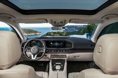 Mercedes-Benz GLS II (X167)، دفع رباعي 5 أبواب — لوحة القيادة