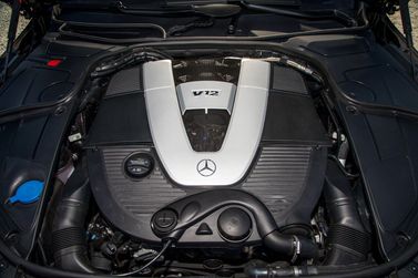 Mercedes-Benz Maybach S-Class I (X222) فيس ليفت I (X222)، سيدان — حجرة المحرك
