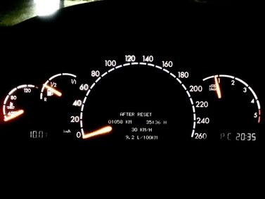 Mercedes-Benz S-Class IV (W220)، سيدان Long — لوحة العدادات