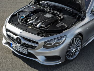 Mercedes-Benz S-Class السادس (W222، C217)، كوبيه — حجرة المحرك
