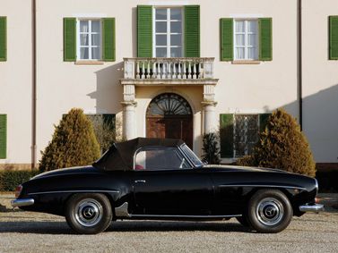 Mercedes-Benz SL-Class I (R121), Родстер — вид слева