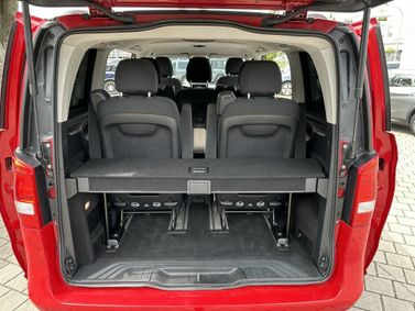 Mercedes-Benz V-Class III (W447)، ميني فان Compact — حجرة الأمتعة