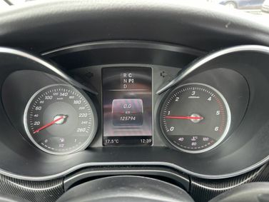 Mercedes-Benz V-Class III (W447)، ميني فان Compact — لوحة العدادات
