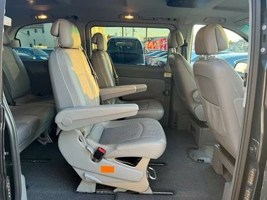 Mercedes-Benz V-Class II (W639)، ميني فان Compact — المقاعد الخلفية