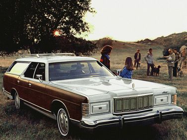 Mercury Colony Park V، واجون 5 أبواب — منظر أمامي أيمن