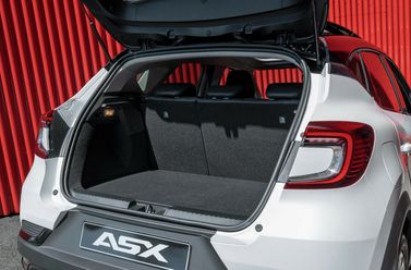 Mitsubishi ASX ثانياً، دفع رباعي 5 أبواب — حجرة الأمتعة