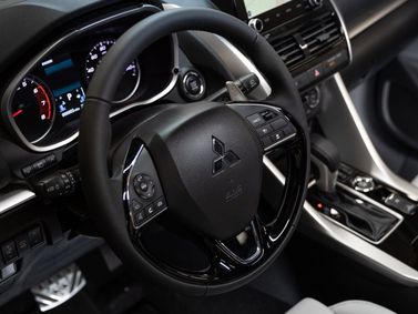 Mitsubishi Eclipse Cross أنا فيس ليفت، دفع رباعي 5 أبواب — عجلة القيادة