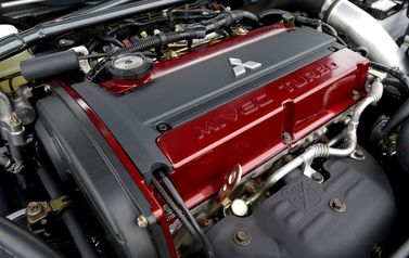 Mitsubishi Lancer Evolution تاسعًا، سيدان — حجرة المحرك