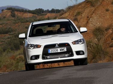 Mitsubishi Lancer Ralliart X, Хэтчбек 5 дв. — вид спереди