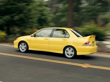 Mitsubishi Lancer Ralliart IX, Седан — вид сзади справа