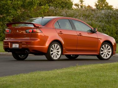 Mitsubishi Lancer Ralliart X, Седан — вид сзади справа