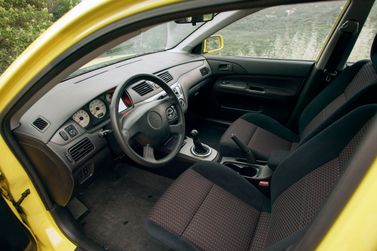 Mitsubishi Lancer Ralliart IX, Седан — место водителя