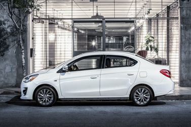 Mitsubishi Mirage VI Рестайлинг, Седан — вид слева