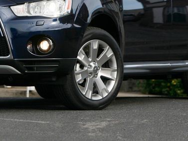 Mitsubishi Outlander II Рестайлинг, Внедорожник 5 дв. — колёсный диск