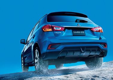 Mitsubishi RVR ثالثاً فيس ليفت 2، دفع رباعي 5 أبواب — منظر خلفي بزاوية ثلاثة أرباع