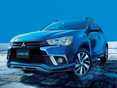Mitsubishi RVR ثالثاً فيس ليفت 2، دفع رباعي 5 أبواب — منظر أمامي أيمن