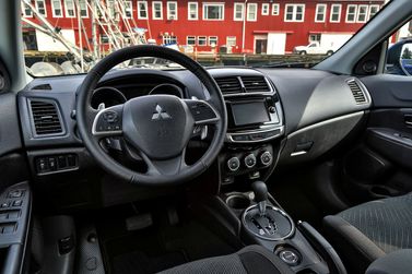 Mitsubishi RVR ثالثاً فيس ليفت، دفع رباعي 5 أبواب — منطقة السائق