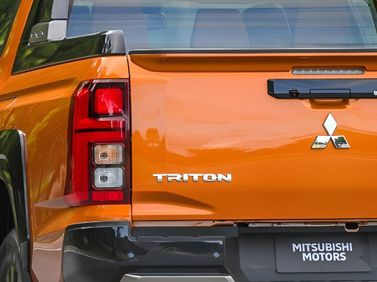 Mitsubishi Triton VI, Пикап одинарная кабина — задняя часть автомобиля крупным планом