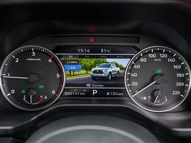 Mitsubishi Triton VI, Пикап одинарная кабина — панель приборов
