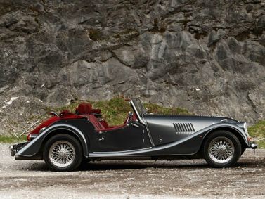 Morgan Plus 4, Спидстер — вид слева