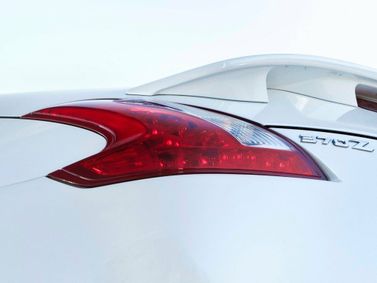 Nissan 370Z أنا فيس ليفت، كوبيه — المصباح الخلفي