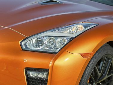 Nissan GT-R أنا فيس ليفت 3، كوبيه — المصباح الأمامي