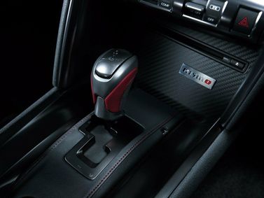 Nissan GT-R أنا فيس ليفت 2، كوبيه Nismo — محدد ناقل الحركة