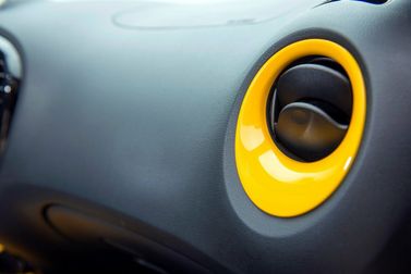 Nissan Juke أنا فيس ليفت، دفع رباعي 5 أبواب — تفصيل داخلي