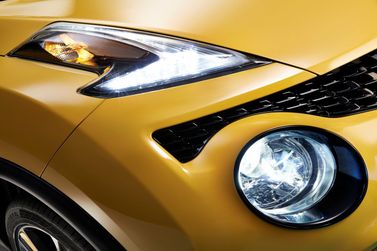 Nissan Juke أنا فيس ليفت، دفع رباعي 5 أبواب — المصباح الأمامي