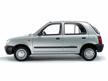 Nissan Micra II (K11)، هاتشباك 5 أبواب — منظر من الجانب الأيسر