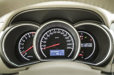 Nissan Murano II (Z51)، دفع رباعي 5 أبواب — لوحة العدادات
