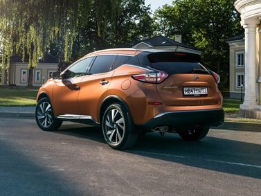 Nissan Murano III (Z52)، دفع رباعي 5 أبواب — منظر خلفي أيمن