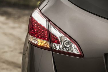 Nissan Murano II (Z51)، دفع رباعي 5 أبواب — المصباح الخلفي