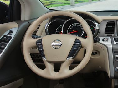 Nissan Murano 2 (Z51) II (Z51) Facelift 2، دفع رباعي 5 أبواب — عجلة القيادة