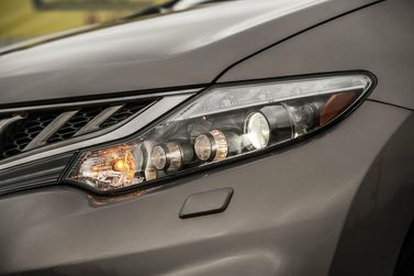 Nissan Murano II (Z51)، دفع رباعي 5 أبواب — المصباح الأمامي