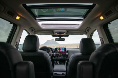 Nissan Pathfinder V، دفع رباعي 5 أبواب — منطقة السائق