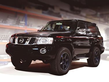 Nissan Patrol عملية فيس ليفت V (Y61)، دفع رباعي 3 أبواب — منظر أمامي أيمن