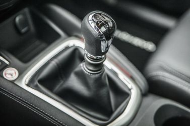 Nissan Qashqai II, Внедорожник 5 дв. — селектор коробки передач