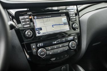 Nissan Qashqai II, Внедорожник 5 дв. — экран мультимедийной системы