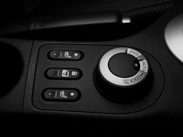 Nissan Qashqai I, Внедорожник 5 дв. — центральная консоль