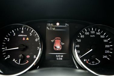 Nissan Qashqai II, Внедорожник 5 дв. — панель приборов