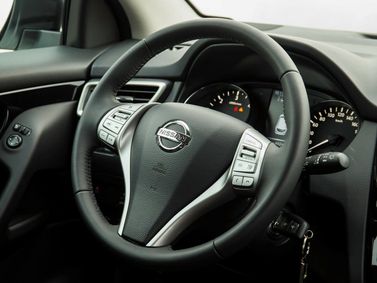 Nissan Qashqai II, Внедорожник 5 дв. — рулевое колесо